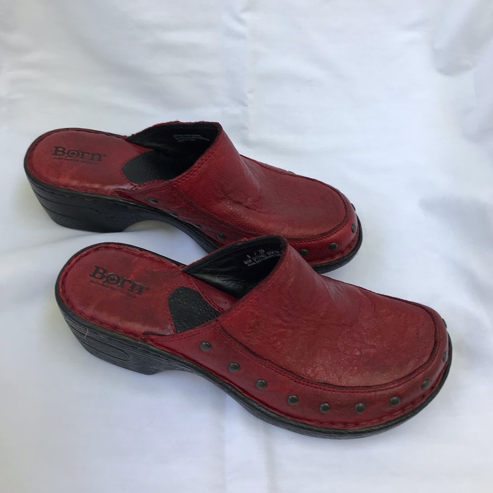 Born Red Leather Clogs 8 / 39